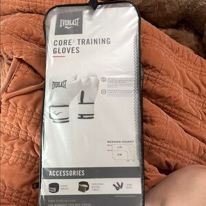 Everlast White and Black Training Gloves